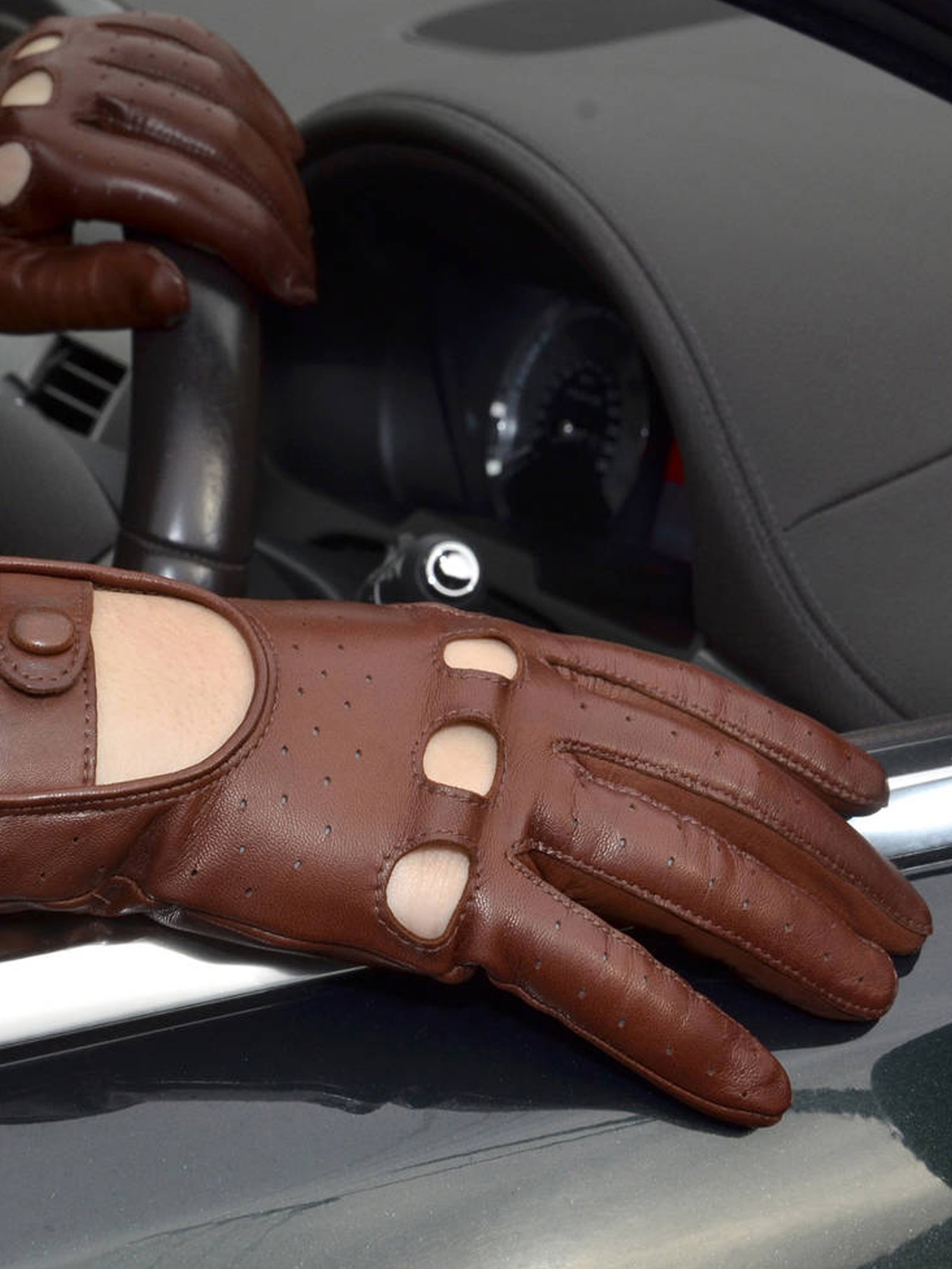 Driving Genuine Leather Gloves 1