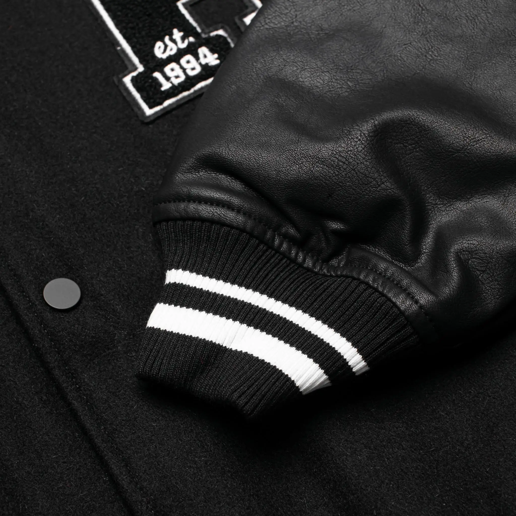 Homme-Vancouver-Logo-Black-Wool-Leather-Varsity-Jacket-leather moto (3)