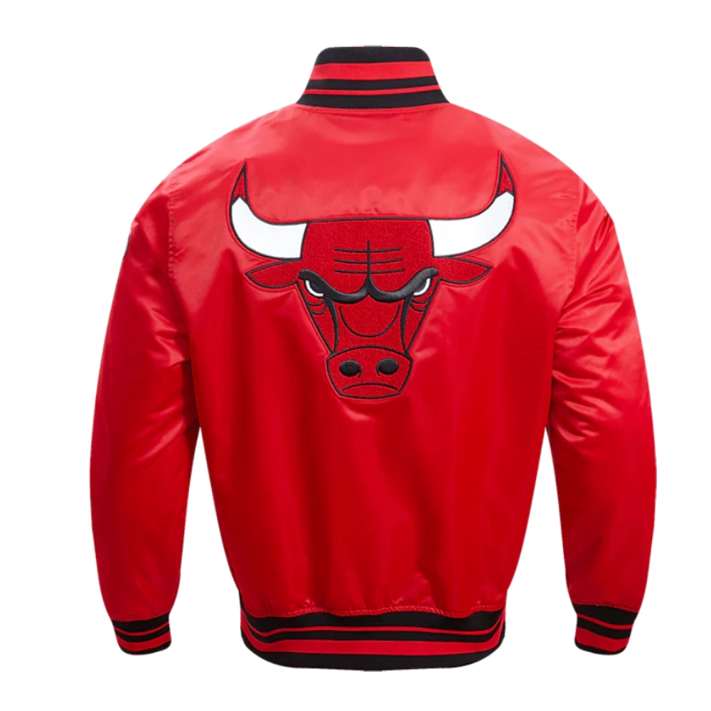 Chicago-Bulls-Retro-Classic-Full-Snap-Satin-Varsity-Jacket-Red-4